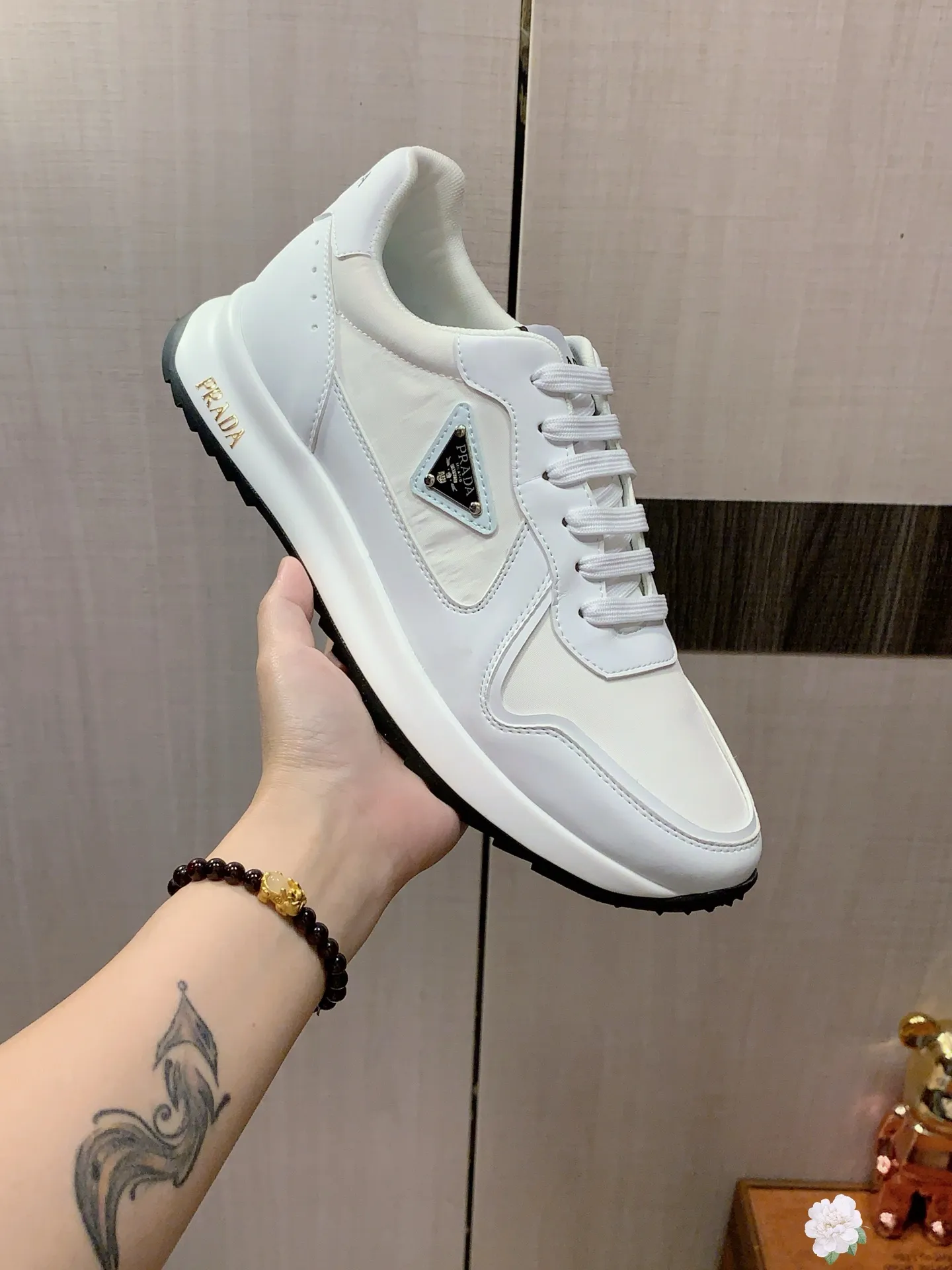 Men's men's shoes💰460💰💰🎩🎩[Lightning][Lightning] "PRADA*" The latest and most popular casual shoes, top brand [seduce] luxury ~ purchasing agency, top ~ quality. [Strong] The upper is made of imported breathable cowhide with material ➕ breathable sheepskin feet (•) and fine workmanship. The original stylish and stylish soft rubber wear-resistant and non-slip outsole is light and comfortable on the feet. The real thing looks better when photographed in person. 0121: code: 38-44, 4️⃣ colors selected